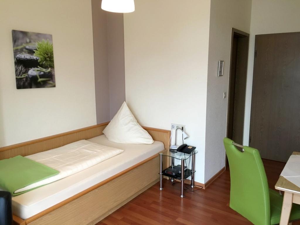 Hotel Garni Am Goetheplatz Bad Munster am Stein-Ebernburg Ngoại thất bức ảnh
