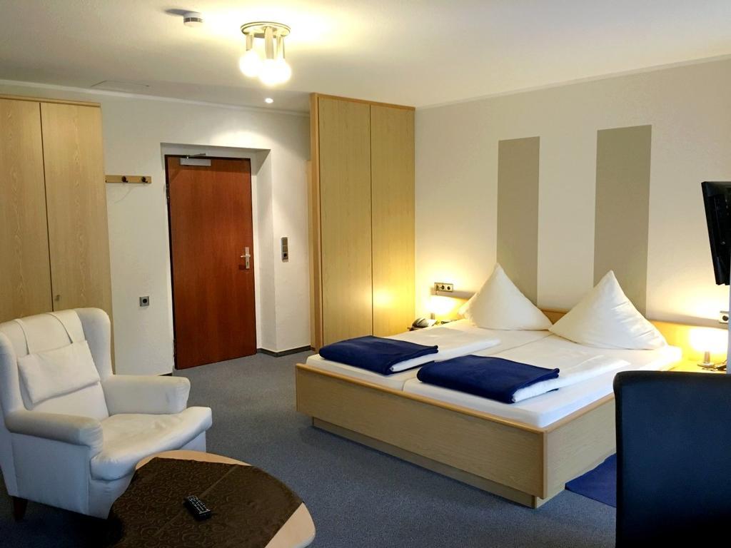 Hotel Garni Am Goetheplatz Bad Munster am Stein-Ebernburg Ngoại thất bức ảnh