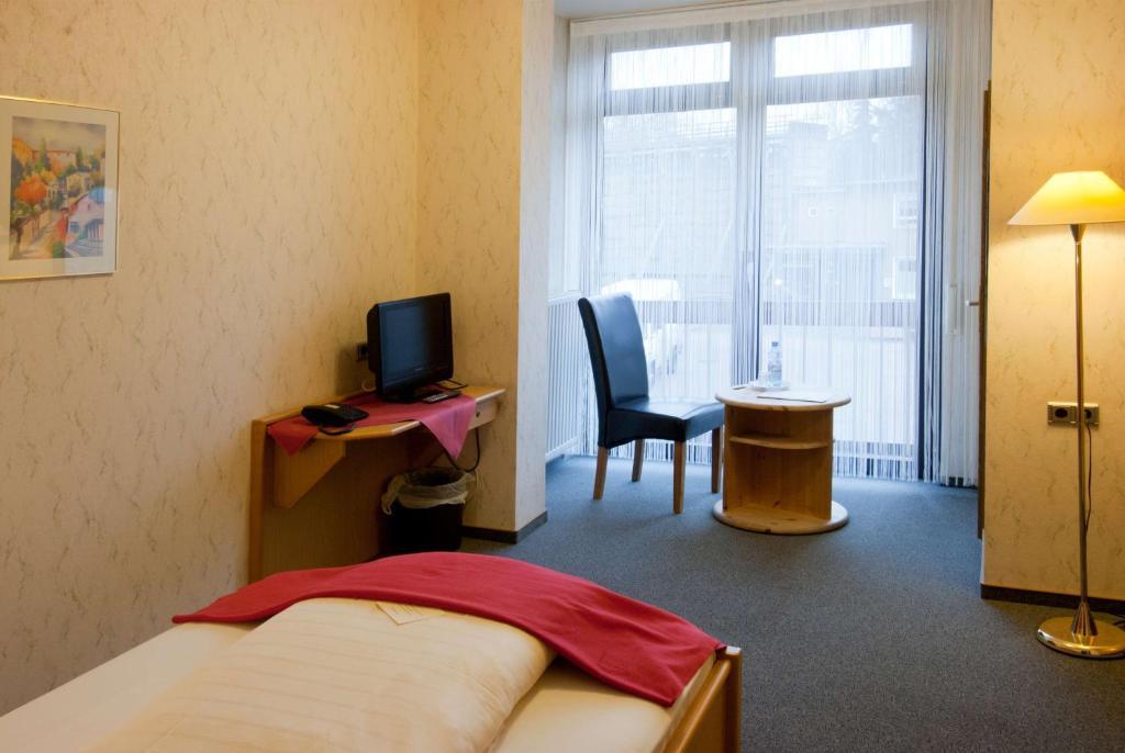 Hotel Garni Am Goetheplatz Bad Munster am Stein-Ebernburg Phòng bức ảnh
